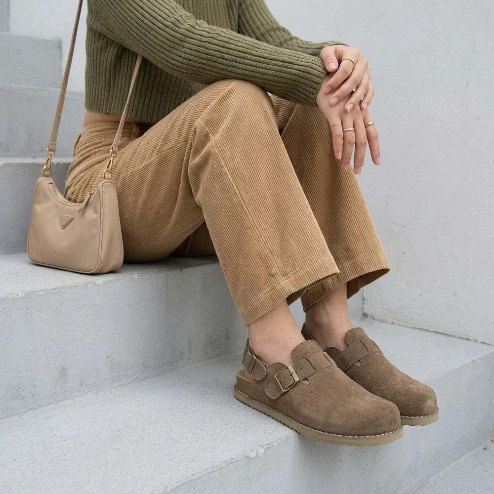 Taupe